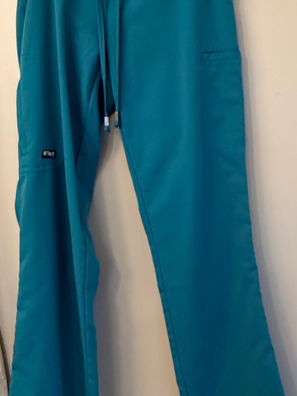 Medical Scrub Set - Picture 7 of 9